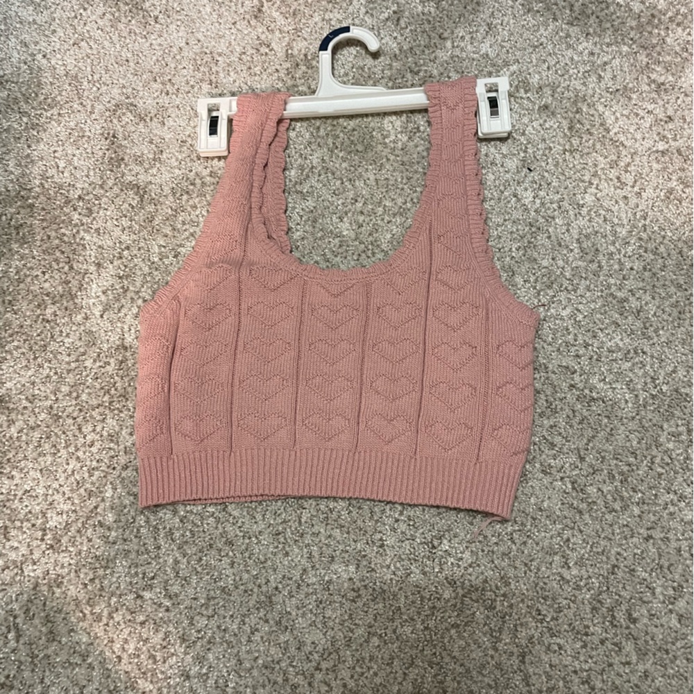 NWOT Pink Soft Knit Heart Crop Sweater